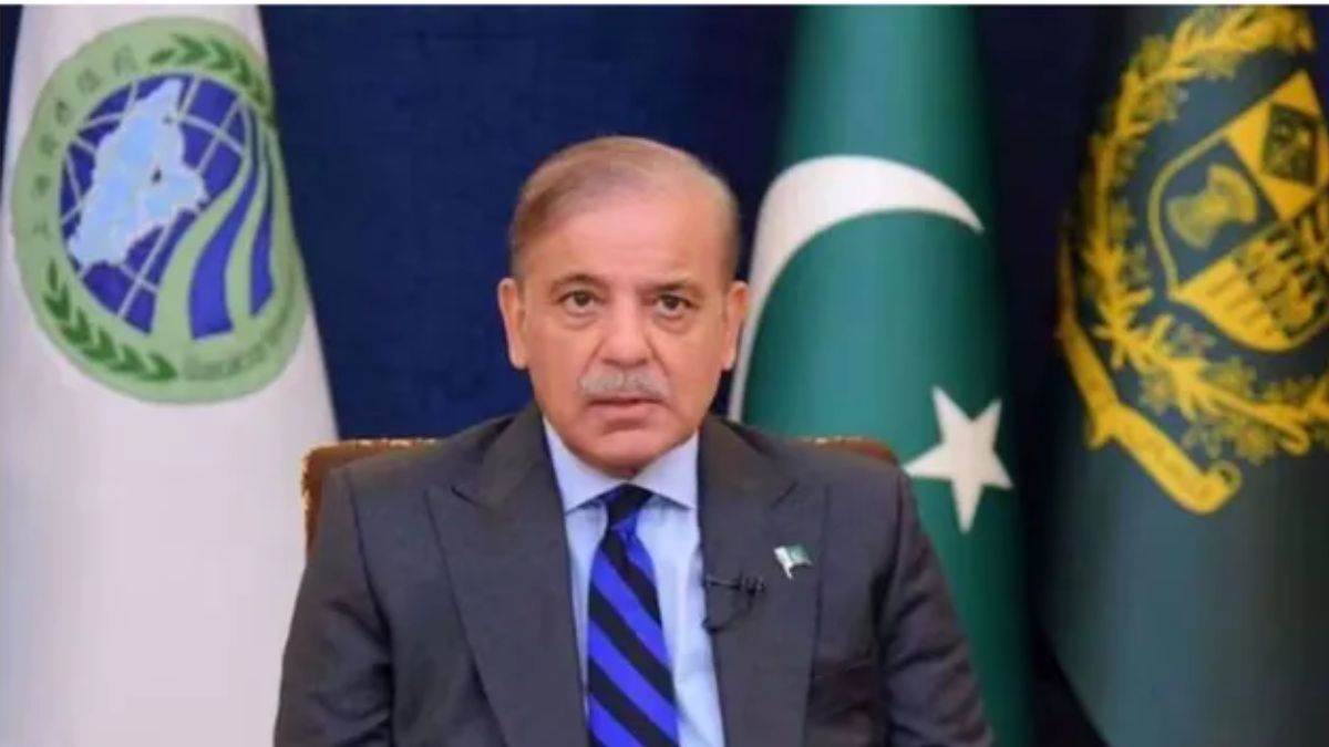 Shahbaz Sharif On Operation Sindoor: ‘असीम मुनीर ने रात 2.30 बजे फोन कर जगाया और बताया कि भारत ने हमला कर दिया है’… पाक पीएम शहबाज शरीफ का कबूलनामा