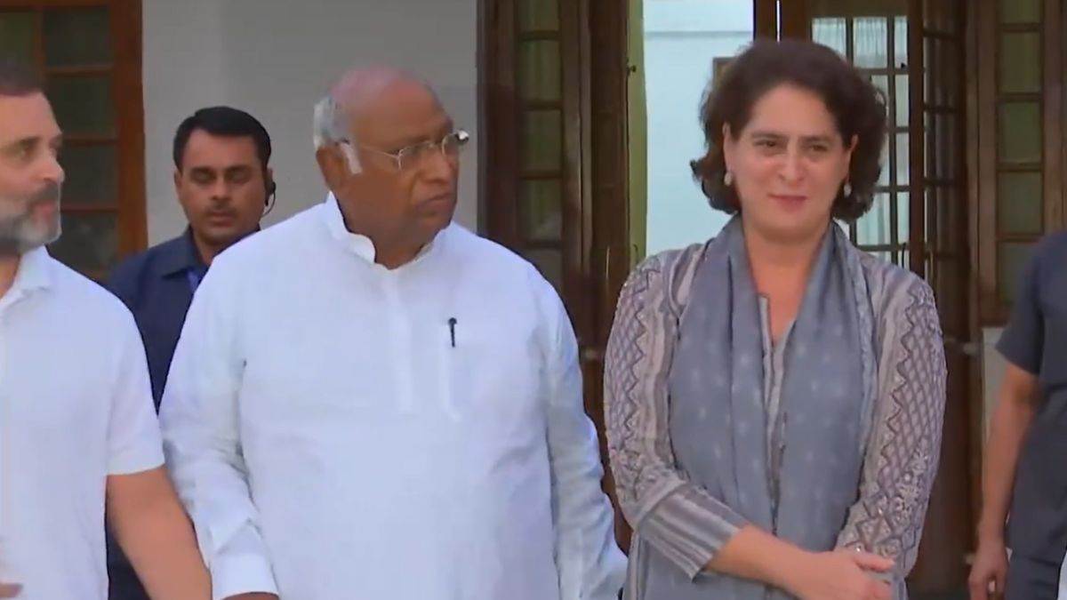 प्रियंका गांधी वायनाड से लड़ेंगी चुनाव, राहुल गांधी ने चुनी रायबरेली सीट, मल्लिकार्जुन खड़गे का एलान