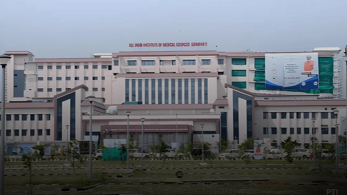 AIIMS Guwahati ने निकाली प्रोफेसर के करीब 300 पदों पर भर्ती, जानें कैसे करें अप्लाई