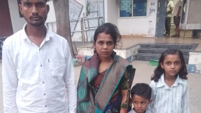 भिंड में कट्टे की नोक पर महिला व युवक से लाखों के जेवर-नकदी लूटी, पांच नकाबपोश थे