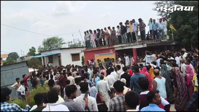 गुटखा लाने से मना करने पर 10 साल के मासूम की हत्या, नाबालिग ने चाकू से काटा गला, गुस्साए परिजनों ने किया चक्काजाम