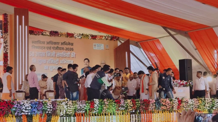 BJP के राष्ट्रीय अध्यक्ष नितिन नबीन का इंदौर में रोड शो, CM मोहन यादव बोले- एमपी फ्री रजिस्ट्री देने वाला देश का पहला राज्य