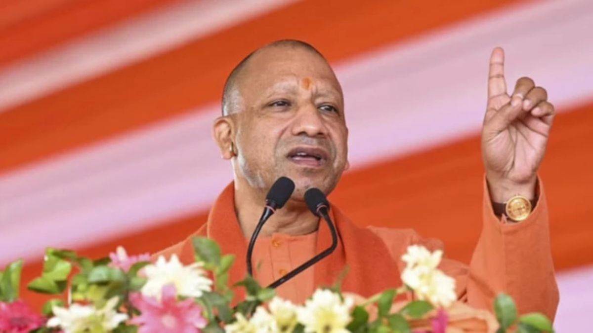 'समाजवादी पार्टी शिक्षा की घोषित दुश्मन, भाजपा ने दिया सम्मान', शिक्षक-स्नातक सम्मेलन में बोले सीएम योगी