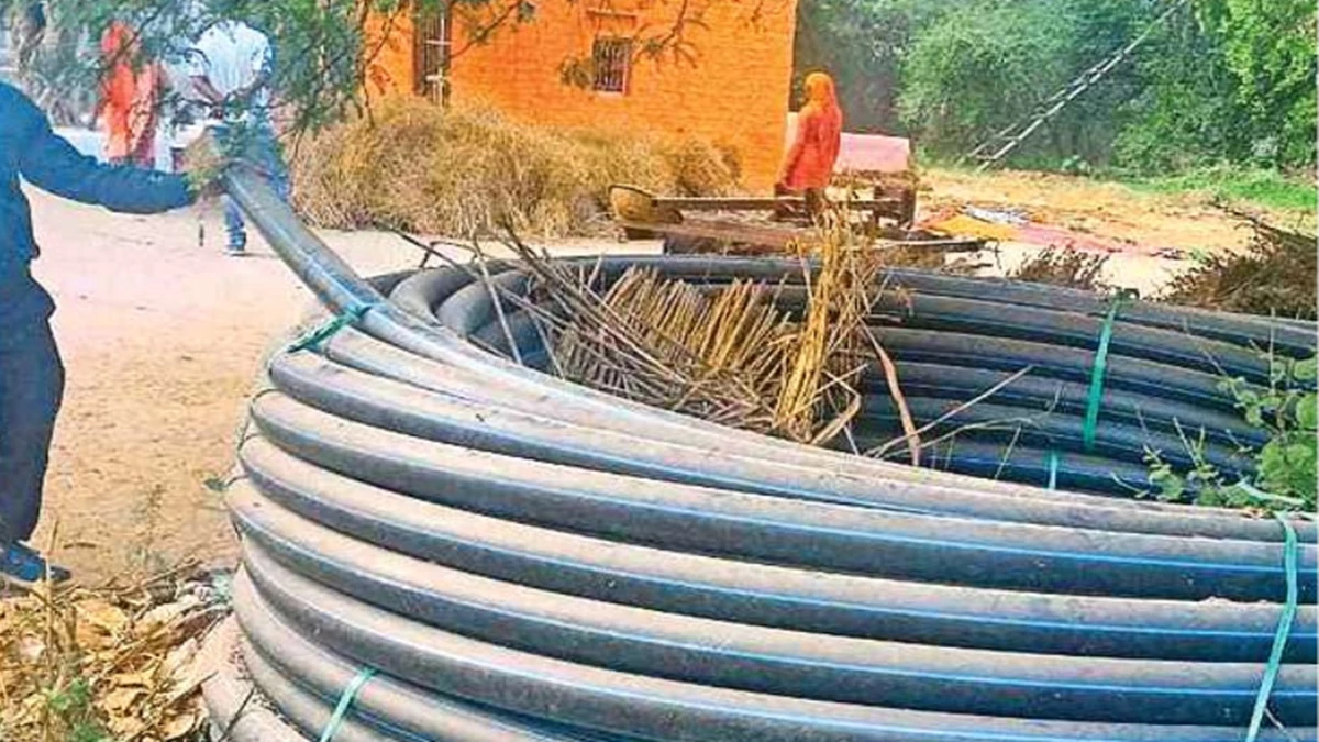 Tap water Projects: नल-जल योजना में पाइप लिया नहीं और ठेकेदारों को कर दिया भुगतान