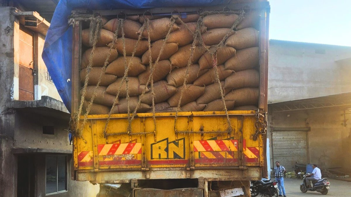 छत्तीसगढ़ में 19 हजार क्विंटल से अधिक धान जब्त, समर्थन मूल्य पर खरीदी से पहले प्रशासन का शिकंजा कसा