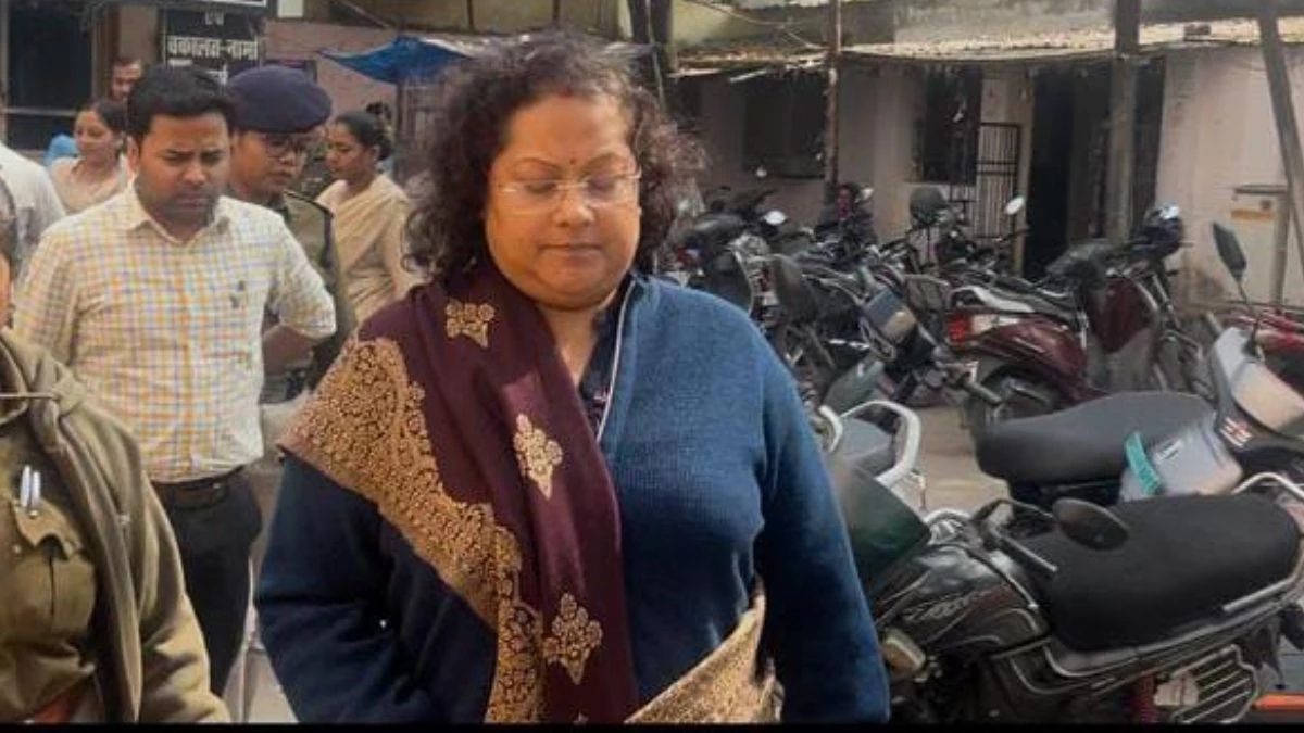 CG Liquor Scam: पूर्व सीएम भूपेश बघेल की उपसचिव रहीं सौम्या चौरसिया को ED ने कोर्ट में किया पेश