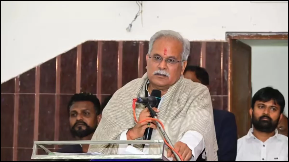 'सम्मान नहीं दे सकते तो बुलाया मत करो...', बालोद में भड़के भूपेश बघेल, सामाजिक मंच पर टोकने से हुए नाराज