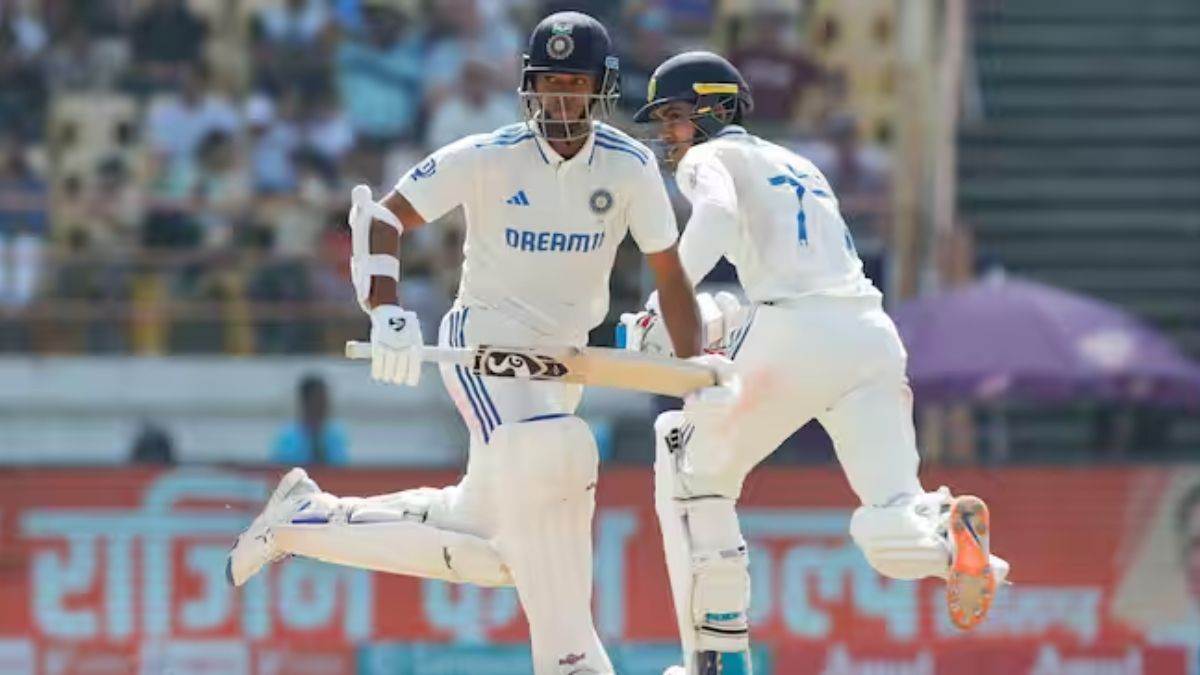 IND vs ENG third Take a look at 4th day LIVE: दूसरी पारी में अजेय बढ़त की तैयारी में टीम इंडिया, जानिए मैच का अब तक का हाल