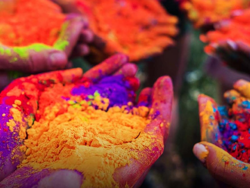 holi 2021 know when is festival of holika dahan holi what is auspicious  time and story