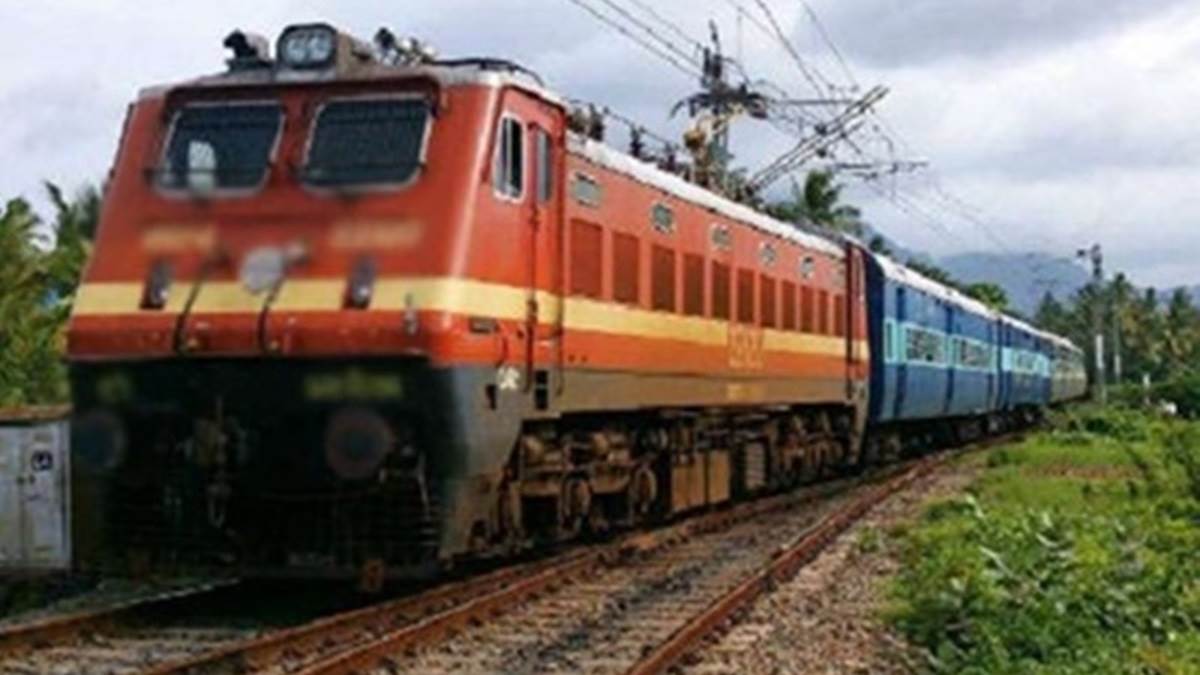 Bilaspur Railway News: तिरुपति व हांपा एक्सप्रेस में दूर हुई कंफर्म बर्थ की दिक्कत