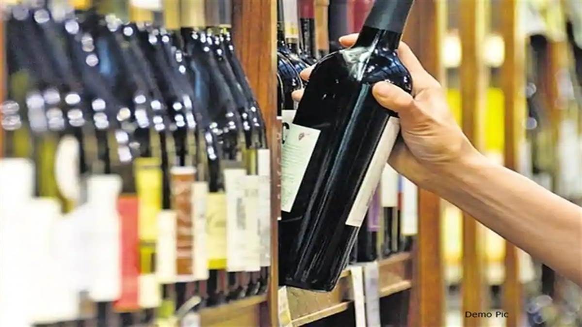 Indore News: इंदौर की 46 शराब दुकानों का फैसला आज, खुलेंगे आनलाइन टेंडर