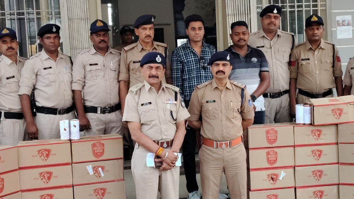 सिवनी में पुलिस ने पकड़ी 121 पेटी अवैध बीयर, गुमराह कर रहे चार आरोपी गिरफ्तार