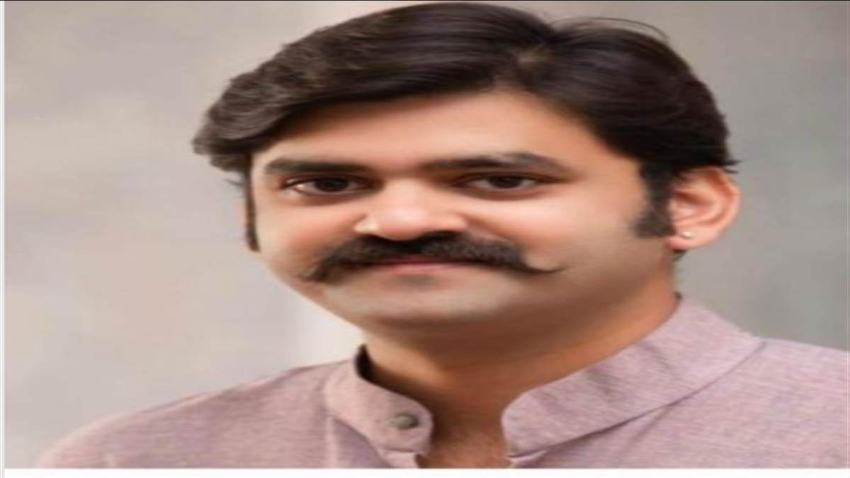Janjgir-champa News : ओवरलोड और अनियंत्रित वाहनों पर कार्रवाई की मांग