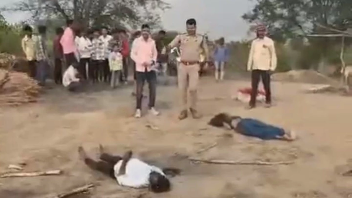 Bodies of husband and wife found blood-soaked in the field in Burhanpur, stirred in the village