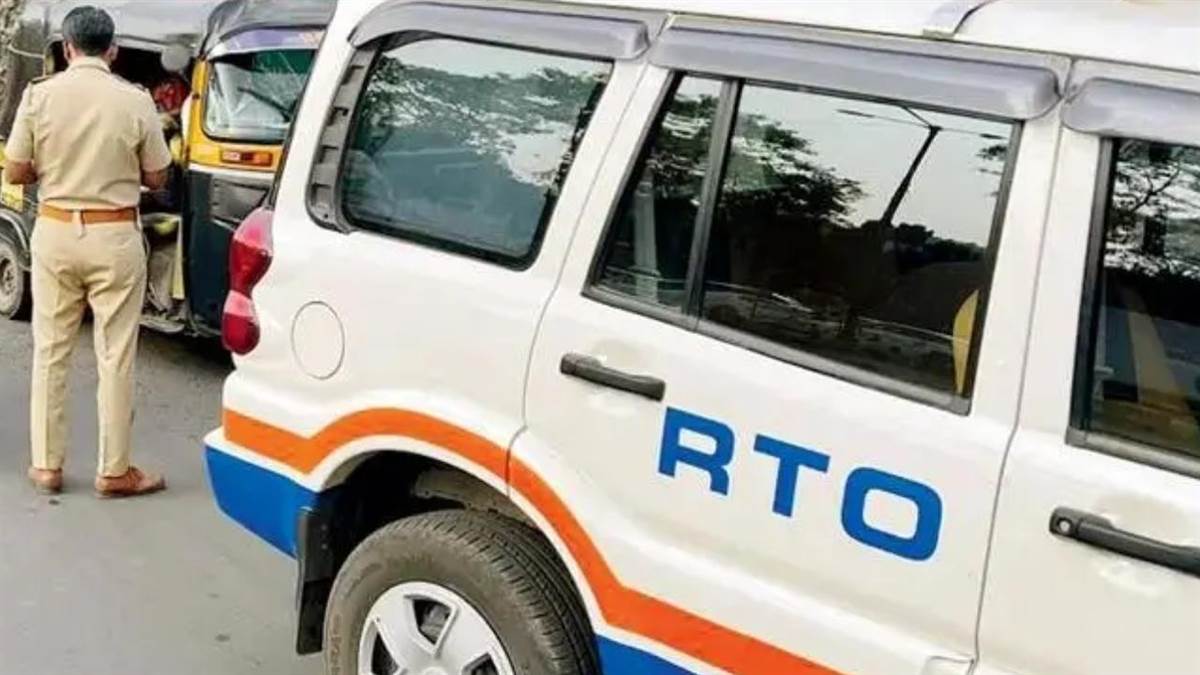 बिना फिटनेस-परमिट के चल रही थीं 6 स्कूल बसें, RTO ने की जब्त, उड़नदस्ते ने चलाया चेकिंग अभियान