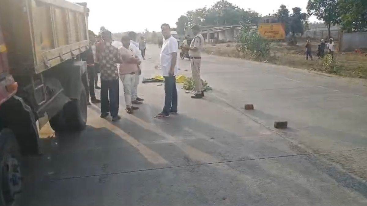 शहडोल में तेज रफ्तार ने ली जान, हादसे में युवक की मौत, लोग बोले- हेलमेट पहना होता तो ऐसा नहीं होता