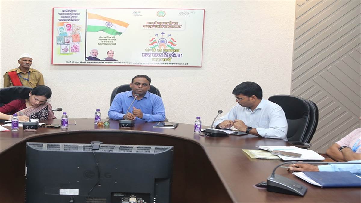 Jabalpur News औद्योगिक क्षेत्र तक बस चलाने और फायर बिग्रेड सुविधा देने