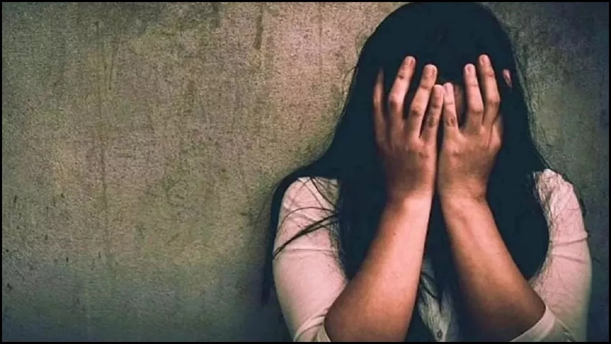 Bhopal में दोस्ती के बाद शादीशुदा महिला से दुष्कर्म, नौकरी दिलाने का झांसा देकर बनाया शिकार