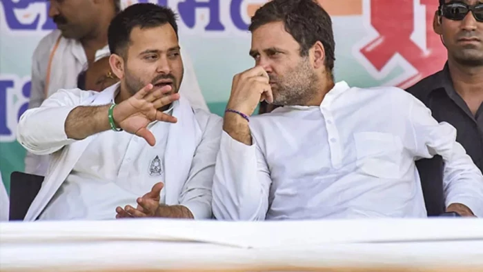 राहुल गांधी ने चुनाव आयोग के खिलाफ फिर की बयानबाजी, लगाए ये आरोप