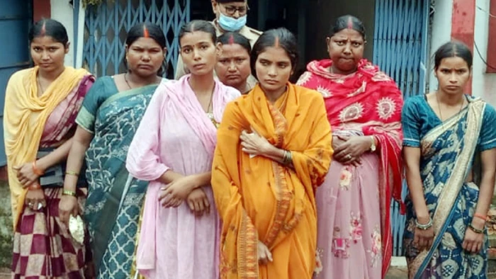भिलाई में शिवमहापुराण: पुलिस ने रीवा और गोरखपुर की सात महिलाओं पर क्यों की कार्रवाई, जानिए यहां ?