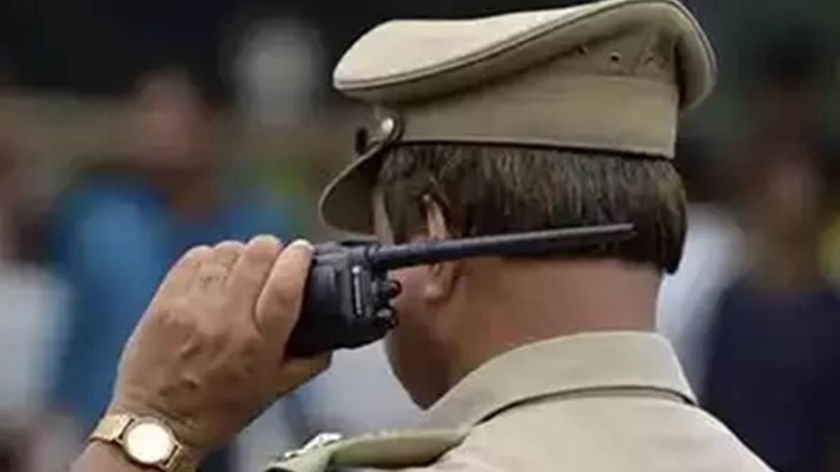 पति ने की पत्नी की चाकू मारकर हत्या फिर बेटा-बेटी को तालाब में फेंका, इंदौर के झलारिया की घटना