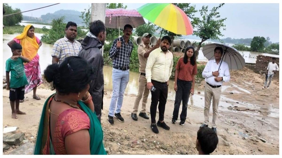 कोरबा में बाढ़ का खतरा: हसदेव नदी का जलस्तर बढ़ने से निचली बस्तियों में जलभराव, प्रभावितों को भेजा गया शेल्टर केंद्र