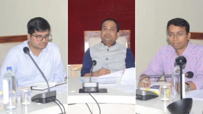 सरकारी काम में देरी की तो अफसरों पर कार्रवाई और भारी जुर्माना: रायपुर में सरकारी सेवाओं में देरी पर कलेक्टर सख्त