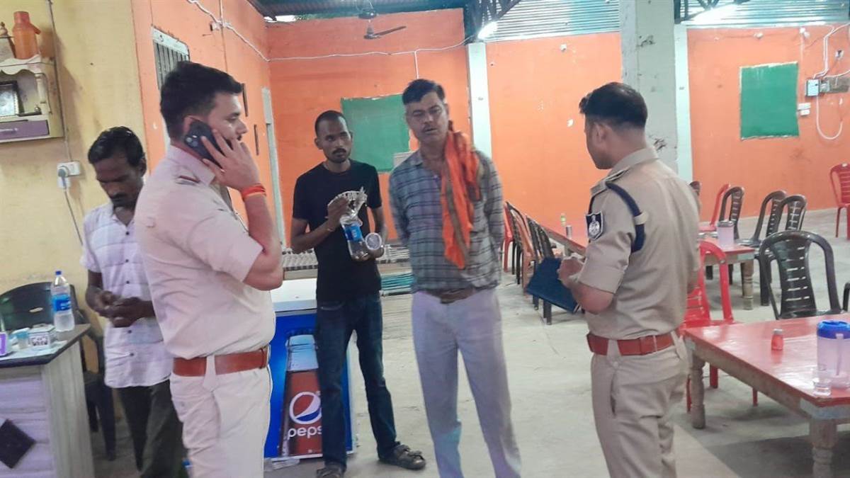भिंड: रंजिश और प्रेम-प्रसंग में युवक की हत्या, हादसा दिखाने के लिए ट्रक के सामने फेंका शव; आरोपी गिरफ्तार