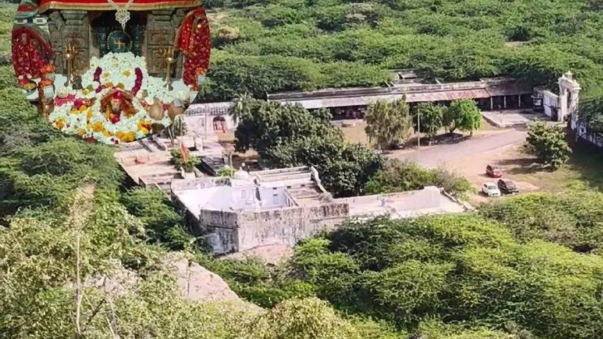 मूर्ति नहीं, नाभिकमल चक्र की पूजा! कहीं चढ़नी पड़ती है 1000 सीढ़ियां, जानिए आरासना धाम और गुजरात के इस मंदिर का पौराणिक कनेक्शन