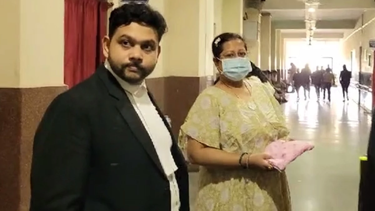 सौम्या चौरसिया: आय से अधिक संपत्ति मामले में गिरफ़्तार की गई सौम्या को ईओडब्ल्यू ने अदालत में पेश किया