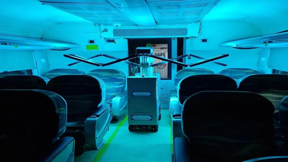 Indian Railway News: भारतीय रेलवे का बड़ा कदम, ट्रेन के डिब्बों में यात्रियों को मिलेगी संक्रमण-मुक्त हवा
