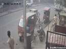 Delhi: तेज रफ्तार कार ने 3 बच्चों को रौंदा, एक की हालत गंभीर, ड्राइवर गिरफ्तार, देखें Video