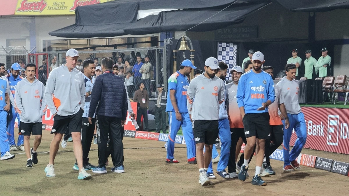 India vs New Zealand: इंदौर ने दिनभर मनाया क्रिकेट का उत्सव... टीम इंडिया की हार से रात को मिली मायूसी