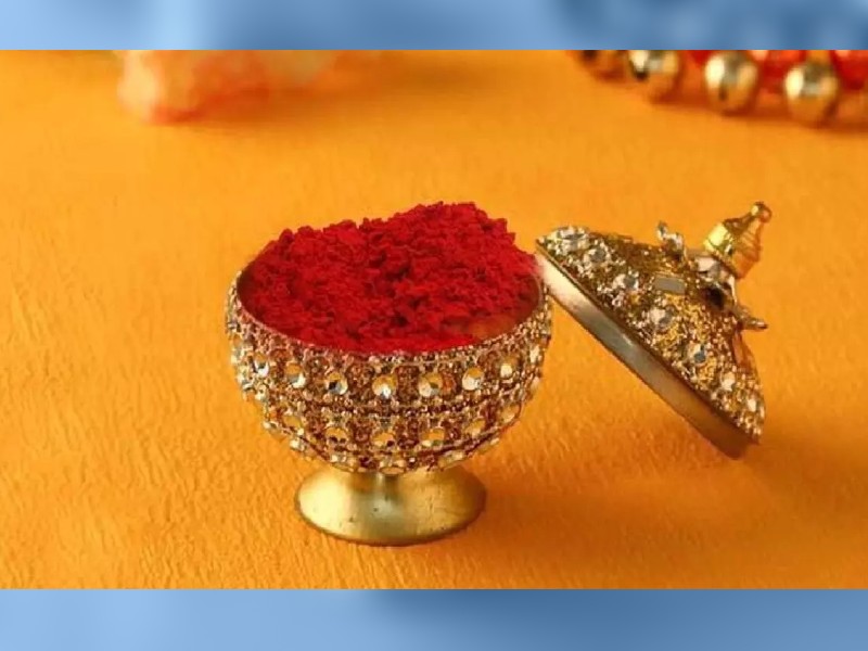 जानिए सिंदूर के प्रभावी उपाय, पैसों की तंगी से लेकर करियर तक हर परेशानी होगी छूमंतर