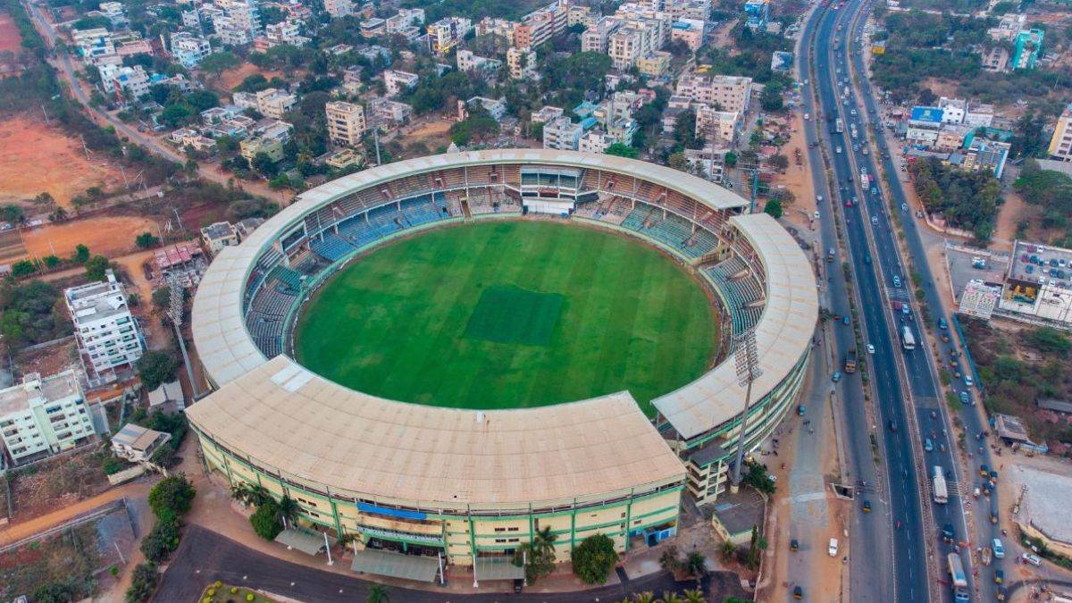 IND vs AUS Vizag ODI 2023 LIVE: विशाखापत्तनम में टीम इंडिया की पहले बल्लेबाजी, जानिए मैच का हाल