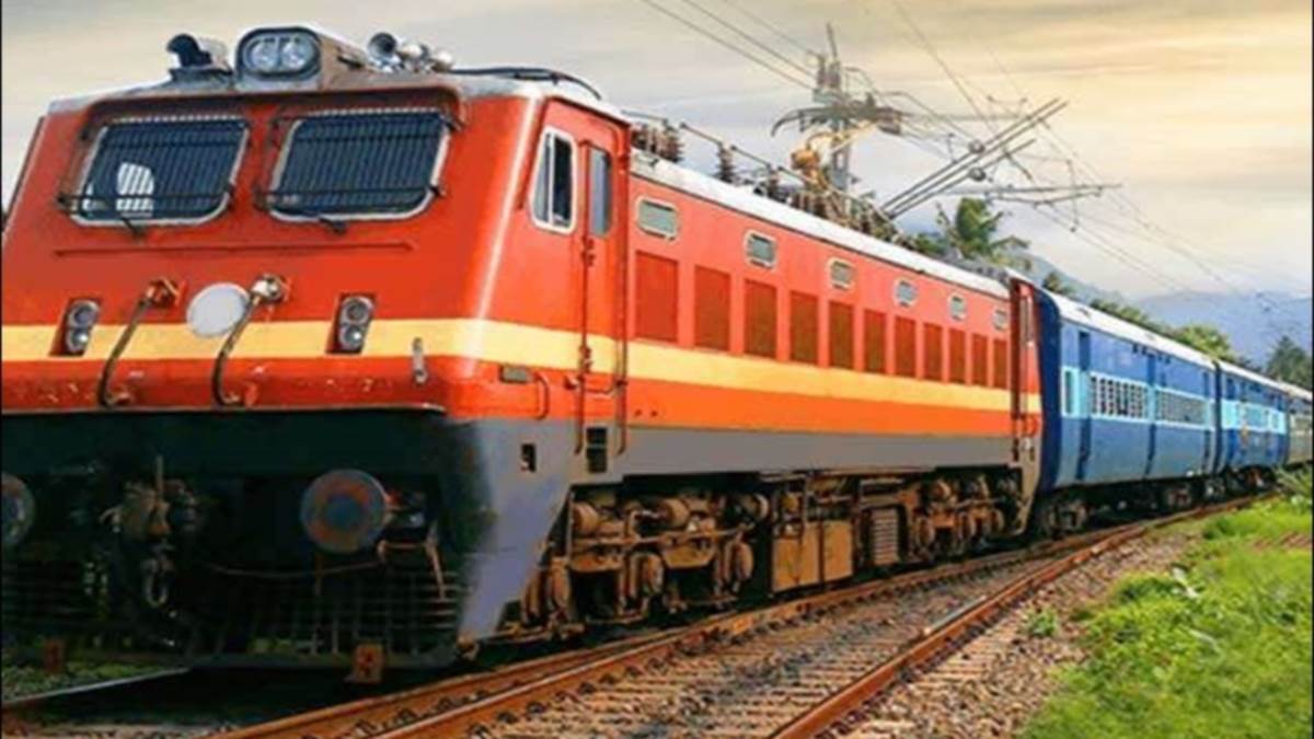 Railway News: दो दिन निरस्त रहेगी भोपाल-सिंगरौली एक्सप्रेस, चार ट्रेनें बदले मार्ग से चलेंगी