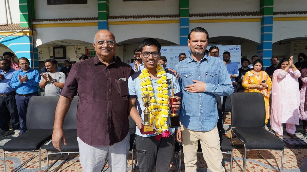 किताबों के बीच बिताए 14 घंटे, तब आईआईटी जेईई मेन में मप्र के टाॅपर बने माजिद