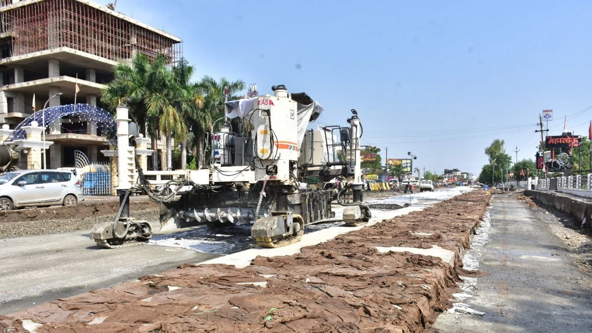 Indore Ujjain Six Lane Project: Rapid running Indore Road Sixlane Project work, 14 percent work in four months