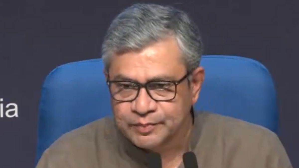 Union Cabinet Decision: मोदी सरकार ने दी किसानों को सौगात, 14 फसलों पर बढ़ाया MSP