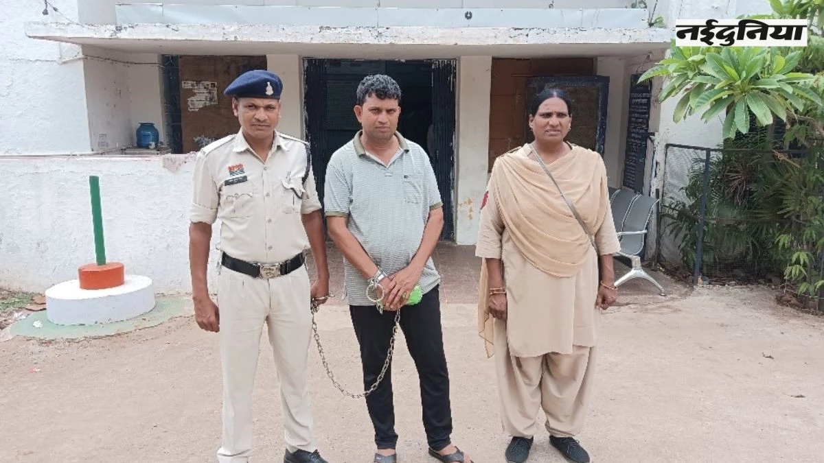 छत्तीसगढ़ में नाबालिग छात्रा से टीचर ने की छेड़छाड़, परीक्षा में पास कराने का दिया था लालच, आरोपी को पुलिस ने किया गिरफ्तार