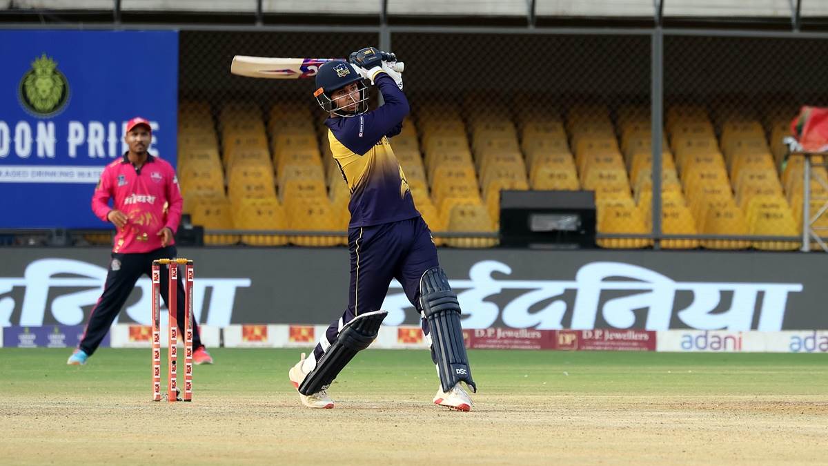MPL 2026: उज्जैन फाल्कन्स की आक्रामकता के सामने इंदौर पिंक पैंथर्स बेबस