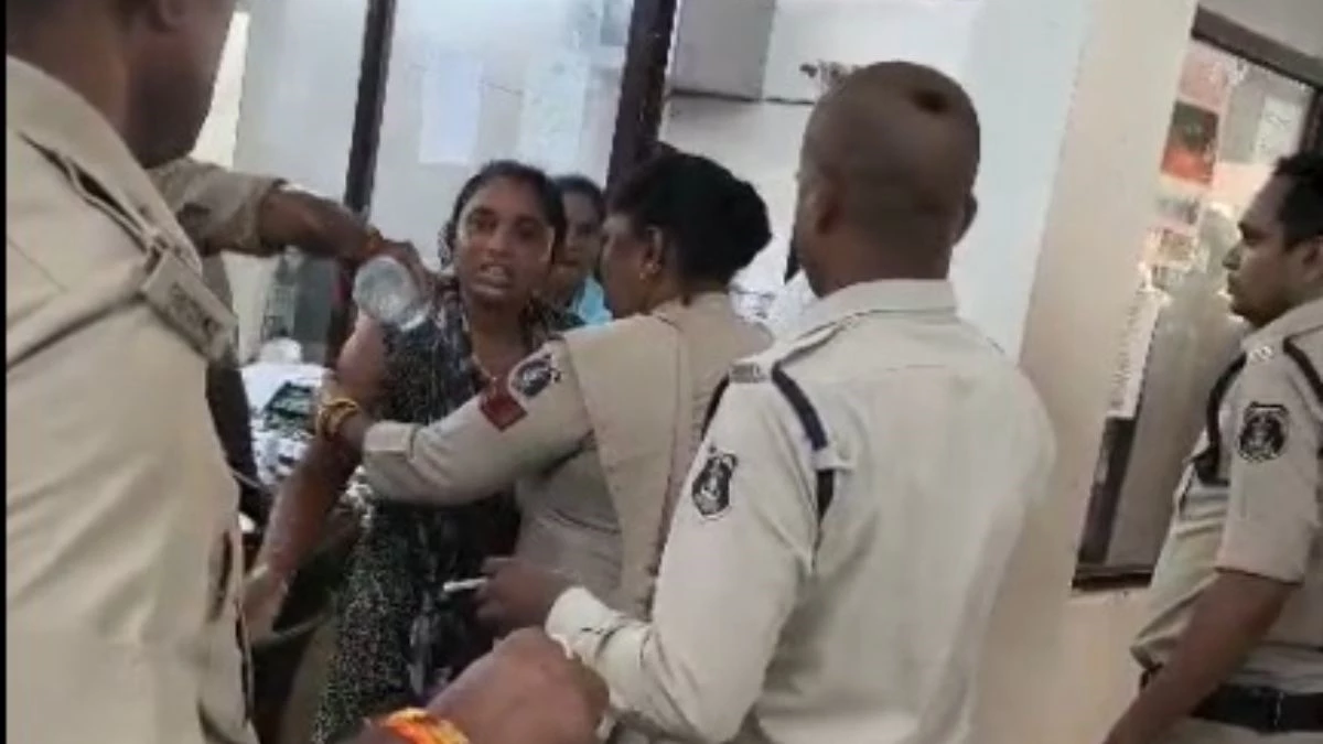 हिस्ट्रीशीटर की पत्नी पेट्रोल लेकर पहुंची थाने, बोली-पति को छोड़ दो नहीं तो...पुलिस के छूटे पसीने; जमकर हुआ हंगामा