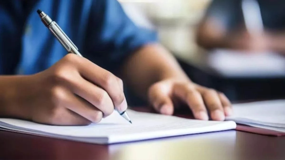 ICAI Admit Card 2025: सीए इंटरमीडिए और फाइनल परीक्षा का प्रवेश पत्र जारी, जानिए डाउनलोड प्रोसेस