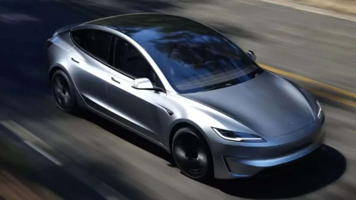 टेस्ला ने चीन में लॉन्च किया छह सीटर Model Y L, 750km की मिलेगी रेंज; देखें फीचर्स