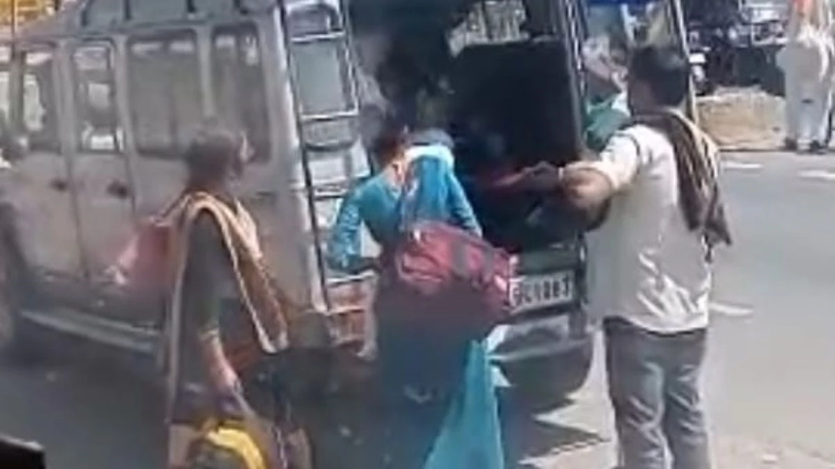 पोरसा में बिना परमिट और रूट के दौड़ रहे वाहन, बस ऑपरेटर झेल रहे परेशानी