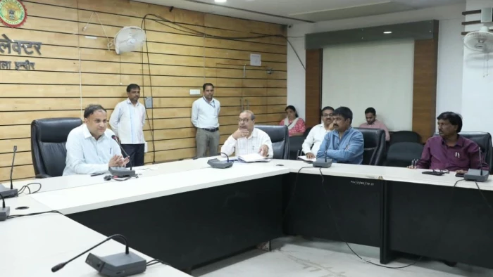 Indore: गणेशोत्सव और नवरात्र से पहले प्रशासन सख्त, POP मूर्तियों की बिक्री पर लगाई रोक