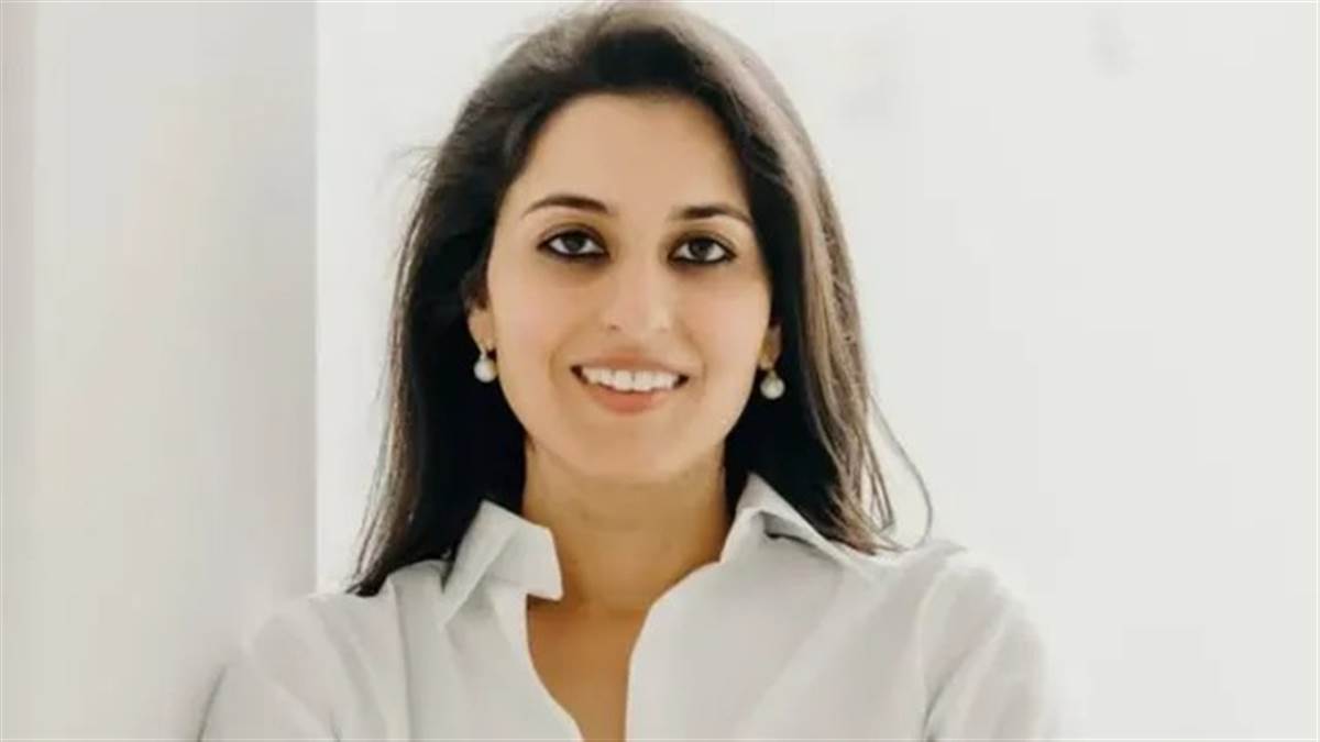 अमेरिका में भारतवंशी पिया डांडिया ने रचा इतिहास... फ्लोरिडा से जीता डेमोक्रेटिक प्राइमरी चुनाव