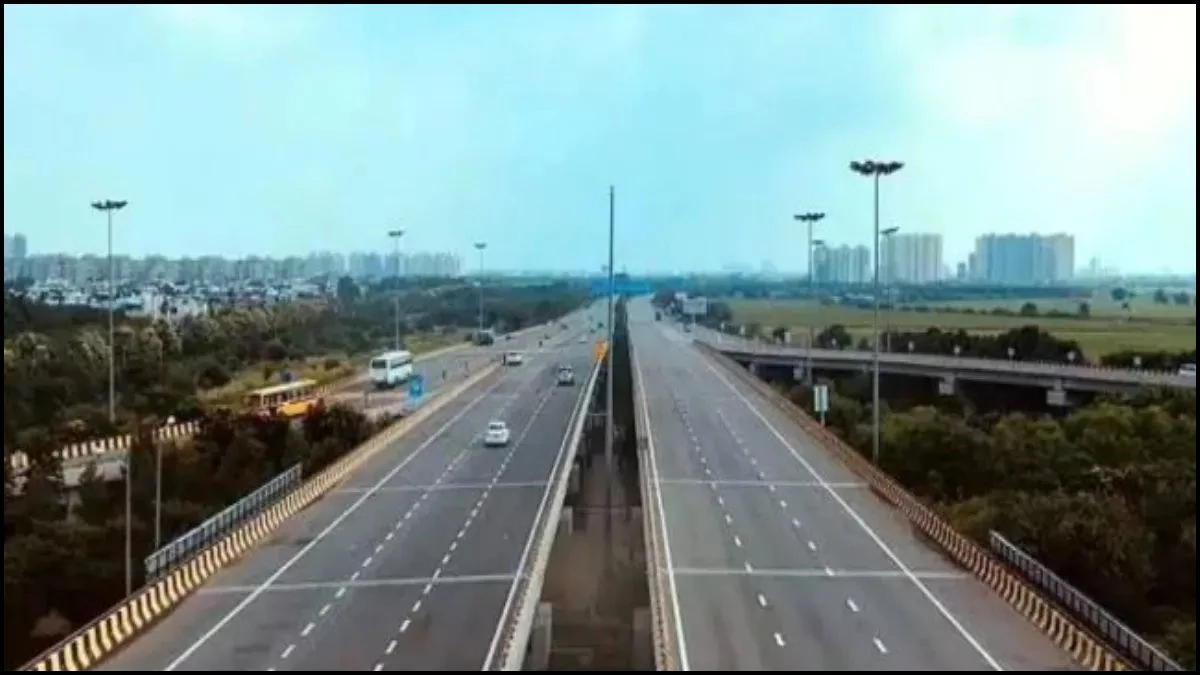 ग्रीनफील्ड एक्सप्रेसवे में आया बड़ा अपडेट, मिट्टी परीक्षण का काम पूरा, अब जल्द बनेगा सिक्स लेन हाईवे