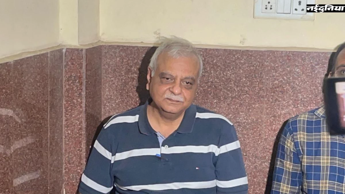 CG NAN Scam: कोर्ट में सरेंडर करने पहुंचे पूर्व IAS आलोक शुक्ला, SC ने खारिज कर दी थी जमानत याचिका