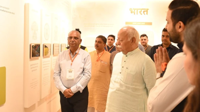 इतिहास में संघ जैसा कोई संगठन या कार्य नहीं हुआ, इंदौर में बोले मोहन भागवत